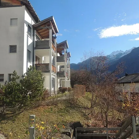 Haus Liaun 2 شقة
