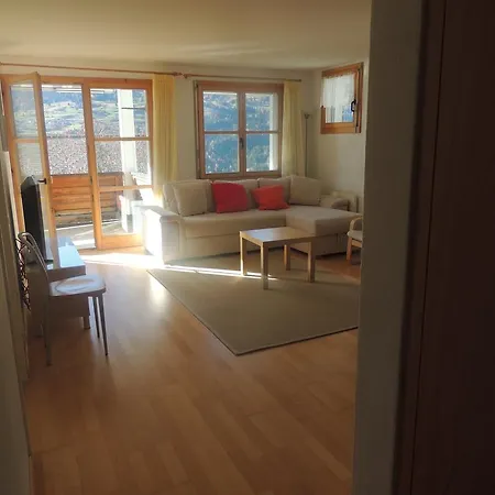 شقة Haus Liaun 2 *